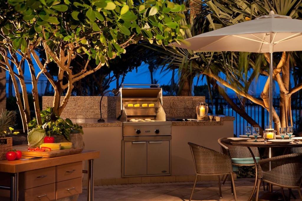 ريفييرا بيتش Ritz Carlton Luxurious Residence On Singer Island المظهر الخارجي الصورة